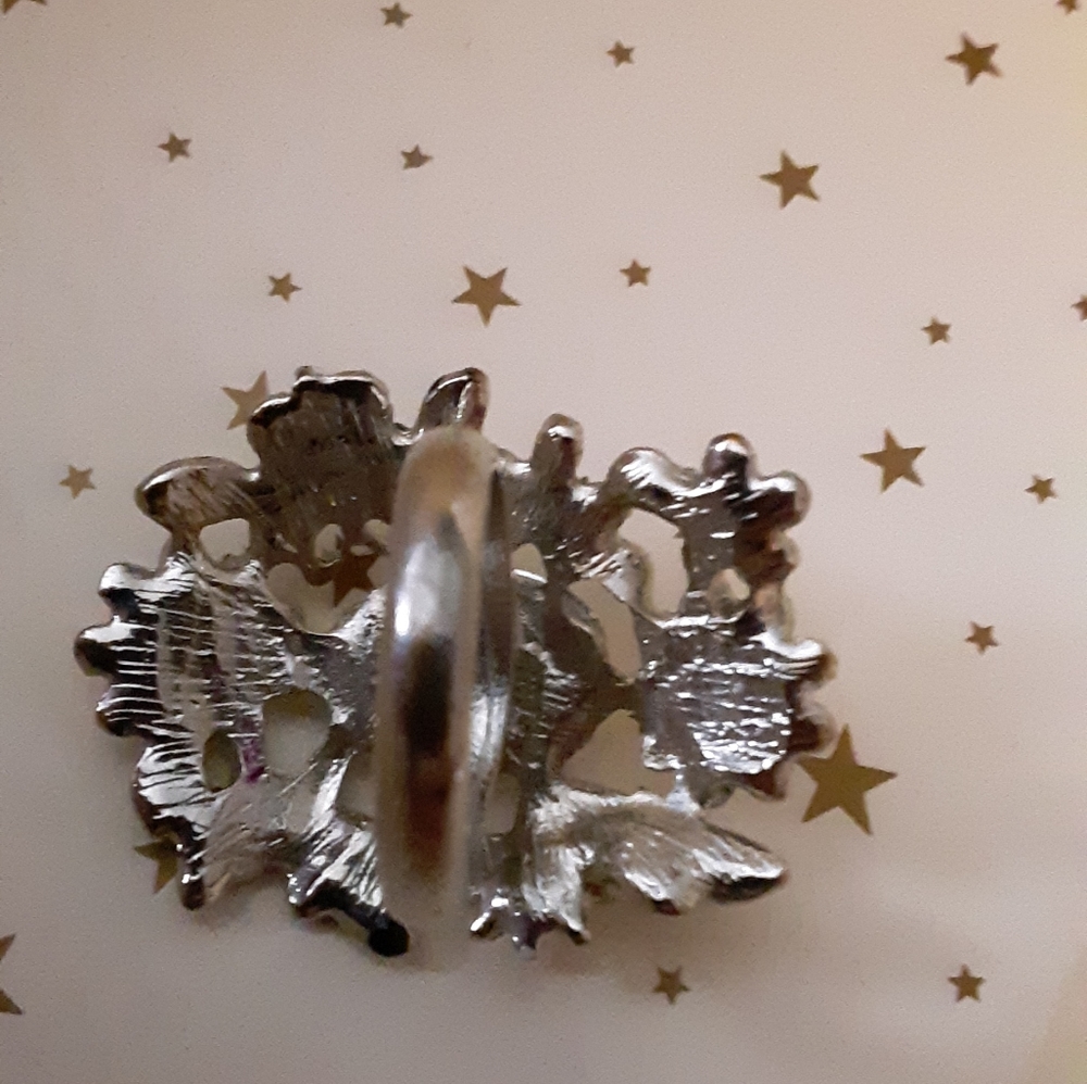 Flower Bling Ring - Picture 3 of 6